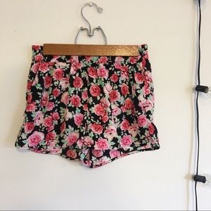 NWT Divided H&M Shorts